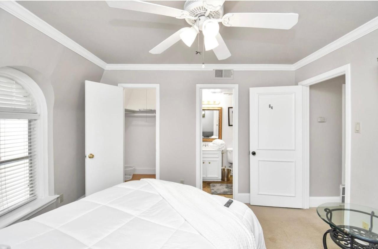 Stunning Private Room In Town Home Хьюстон Экстерьер фото